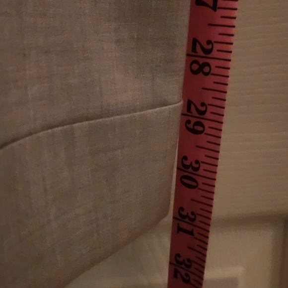 Tahari suit size 4 - Picture 7 of 8